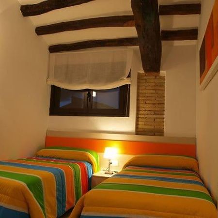 Apartamentos Berdiel Casbas de Huesca المظهر الخارجي الصورة
